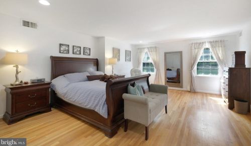 13713 Lockdale Rd, Silver Spring MD 20906-2117 exterior