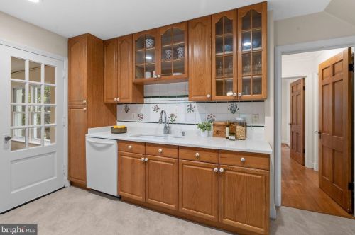 709 Milestone Dr, Silver Spring MD 20904-2735 exterior