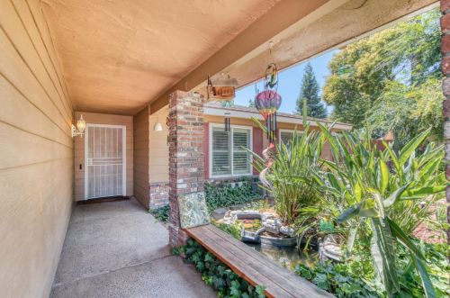 171 Niles Ave, Fresno, CA 93711-6010