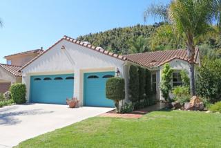 2325 Fallbrook Pl, Escondido, CA 92027-6739