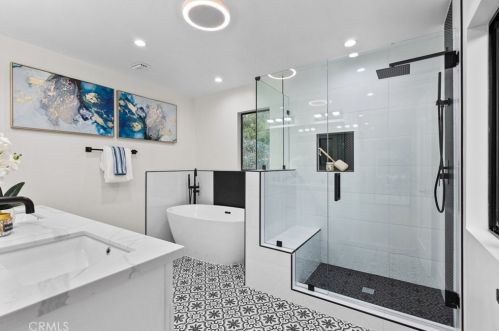 3360 Chevy Chase Dr, Glendale CA  91206-1428 exterior