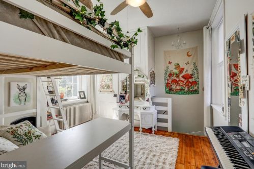 36 Academy Dr, Ephrata PA  17522-1321 exterior