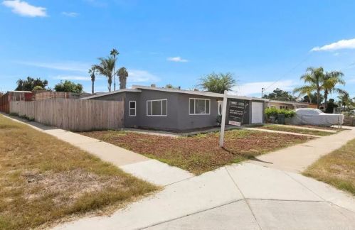 172 Palomar St, Chula Vista CA  91911-3411 exterior