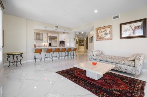 519 Caruso Ave, Glendale CA  91210-1518 exterior