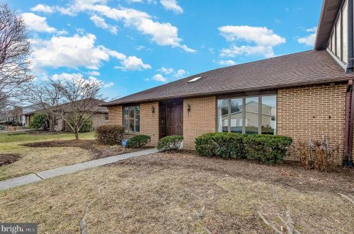 3829 Laraby Dr, Harrisburg, PA 17110-3642