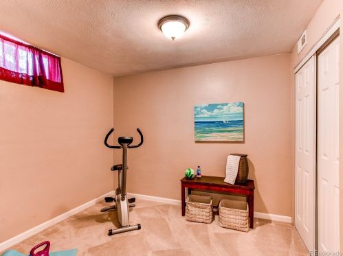 4500 Huron St, Englewood CO 80110-5636 exterior