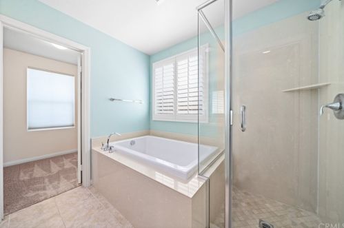 155 Pathway, Irvine CA  92618-8846 exterior
