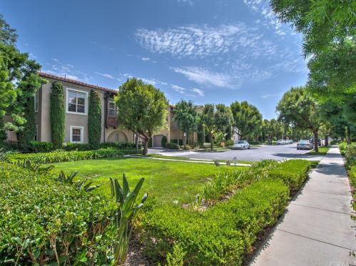 1 Costa Brava, Irvine, CA 92620-3822