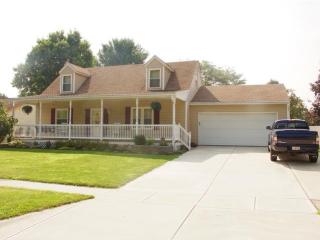 236 Williamsburg Ln, Lancaster OH  43130-4168 exterior