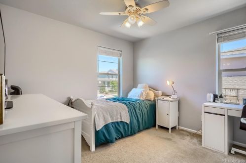 26840 Roxbury Pl, Denver CO  80016-7527 exterior