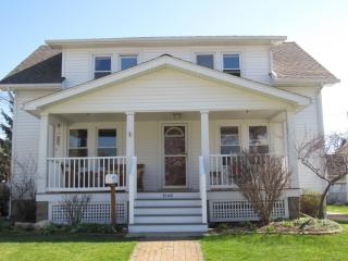 5148 Oakmont Dr, Cleveland OH  44124-2721 exterior