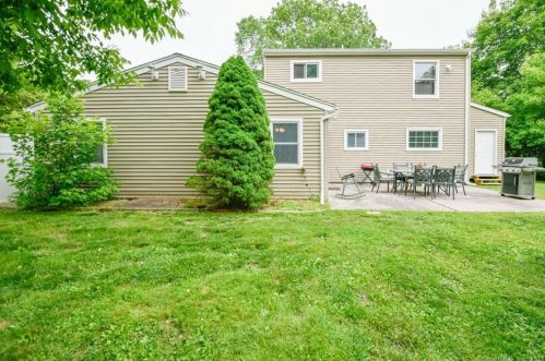 23 Sheila Ln, Cheshire, CT 06410-2716