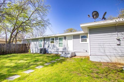 2504 Capri Dr, Fort Worth TX  76114-1725 exterior