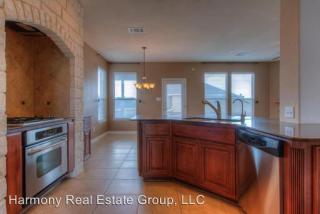 351 Limestone Trl, Austin TX  78737-8850 exterior