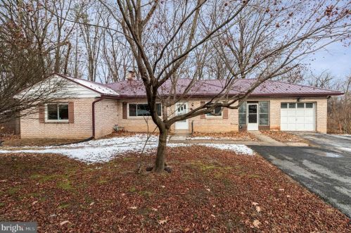 5850 Chambers Hill Rd, Harrisburg, PA 17111-3305