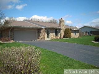 4521 Laramie Trl, Hopkins, MN 55345-2645