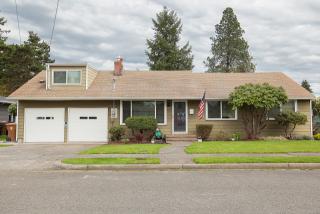 6537 K St, Tacoma, WA 98408-3214