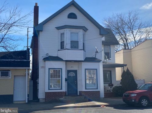 210 Broadway, Gloucester, NJ 08030-1103