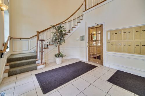 3100 Town Square Dr, Rolling Meadows, IL 60008-2665