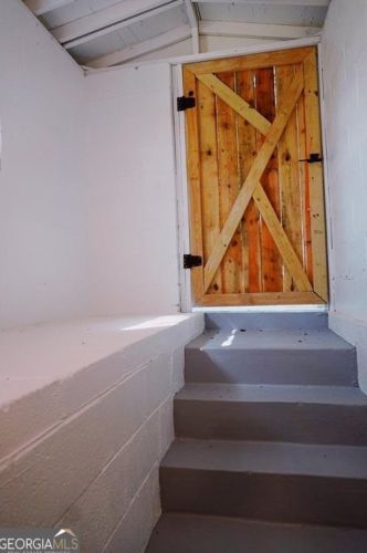 2597 Connally Dr, Atlanta GA  30344-1021 exterior