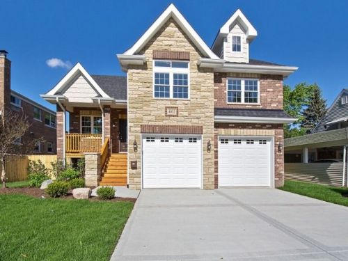4032 Fern Ave, Lyons, IL 60534-1023