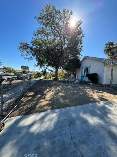 6895 Glendale Ave, Riverside, CA 92503-1309