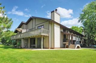 3108 Farnum Dr, Saint Paul, MN 55121-1921