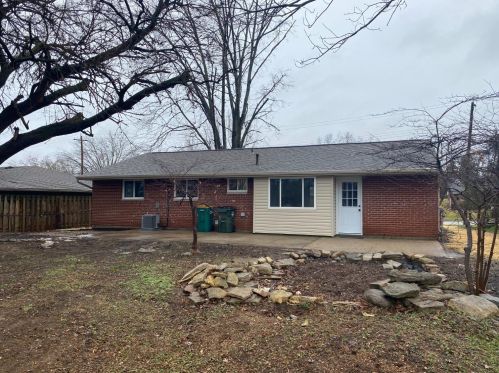 115 Market St, Springboro, OH 45066-1330