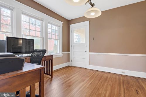 116 Springettsbury Ave, York, PA 17403-3127