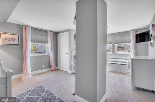 33 Cumberland Ave, Trenton NJ 08618-5413 exterior