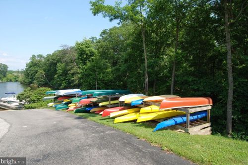 281 Shakespeare Dr, Severna Park MD 21146-2150 exterior