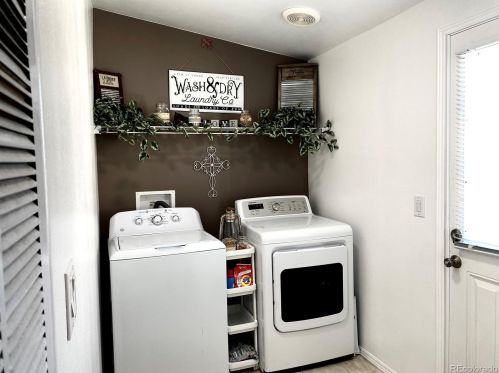 60 Zeta St, Lakewood CO  80401 exterior