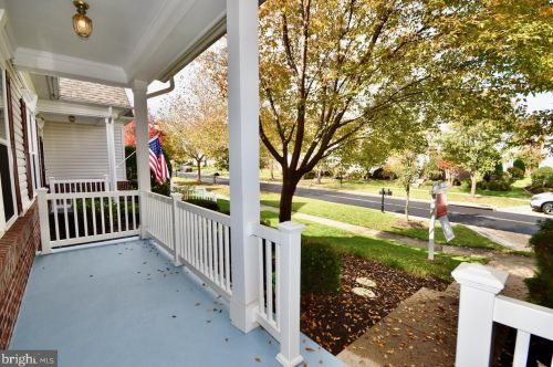 9544 Eredine Way, Bristow, VA 20136-3516