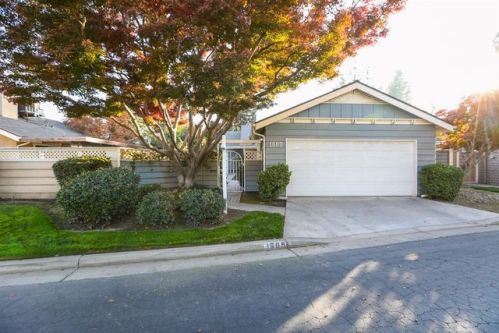 1609 Castleview Ave, Visalia, CA 93292-5564