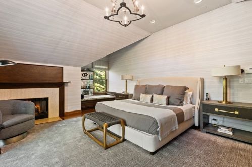 406 Brierhill Rd, Bannockburn IL  60015-4402 exterior