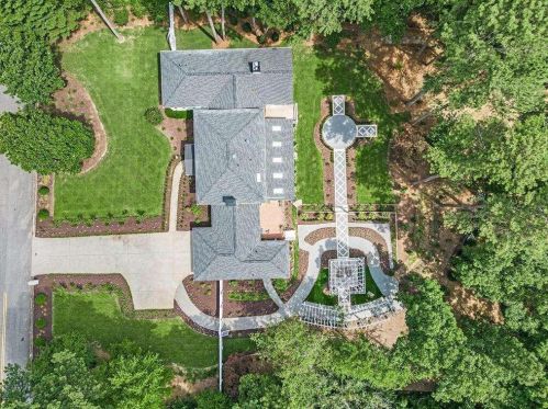 3225 Jett Ferry Ct, Atlanta GA  30350-5415 exterior