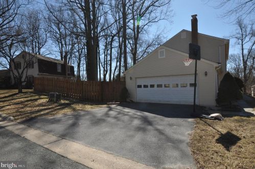 13105 Chalkstone Way, Silver Spring, MD 20904-5317