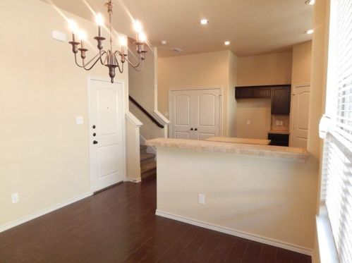 112 Creekside Villa Dr, Uhland TX  78640-6440 exterior