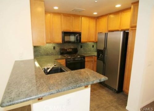 25 Flowerbud, Irvine CA  92603-0608 exterior