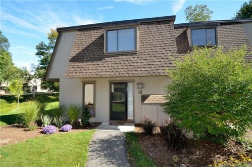 21 Mallard Dr, Farmington, CT 06032-8000