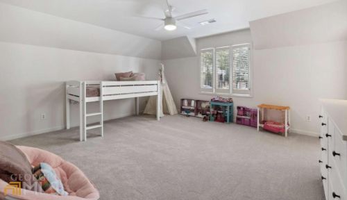 280 Cameron Ridge Dr, Atlanta GA  30328-4709 exterior