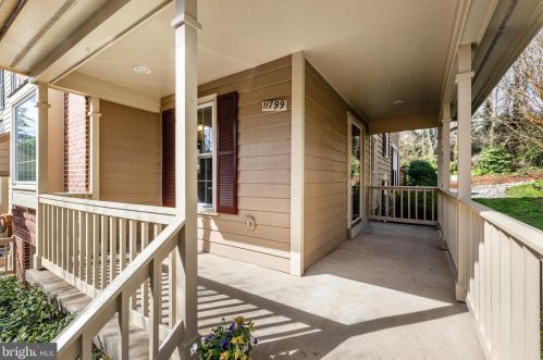 11799 Great Owl Cir, Herndon, VA 20194-1172