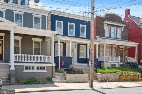 542 Orange St, Lancaster PA  17603-3669 exterior