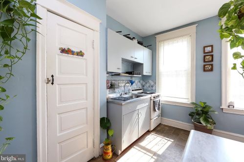 3259 Front St, Philadelphia PA  19140-5805 exterior