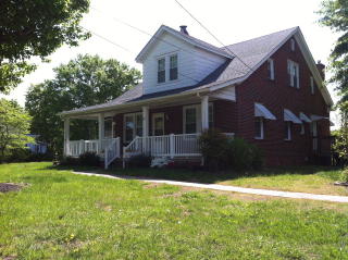 727 Westover Dr, Danville, VA 24541-4640