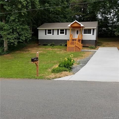 3808 Branding Iron Dr, Gastonia, NC 28052-9707