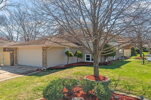 314 Alabama Trl, Carol Stream IL  60188-1302 exterior