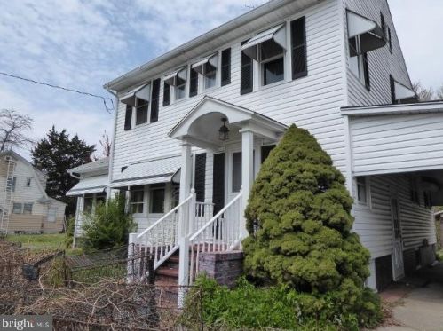 6824 Brown St, Port Norris, NJ 08349-3206