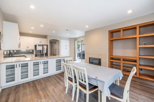 2190 Cherrywood Ln, Anaheim CA  92804-2490 exterior