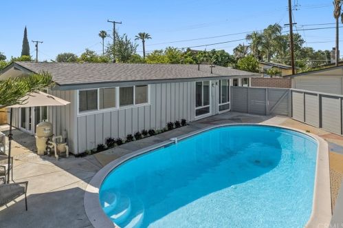 817 Irving Pl, Anaheim, CA 92805-5025